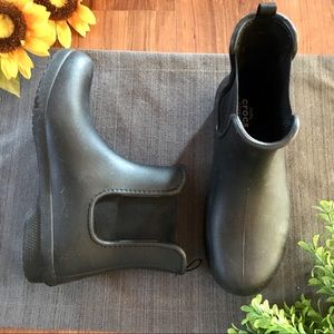 CROCS Black Freesail Chelsea Rain Boots